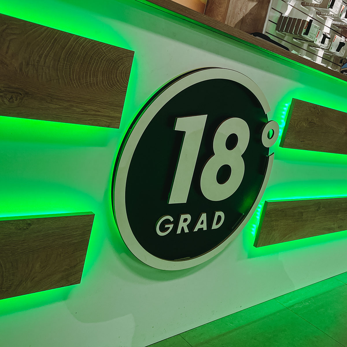 18° GRAD Logo 18° GRAD Logo